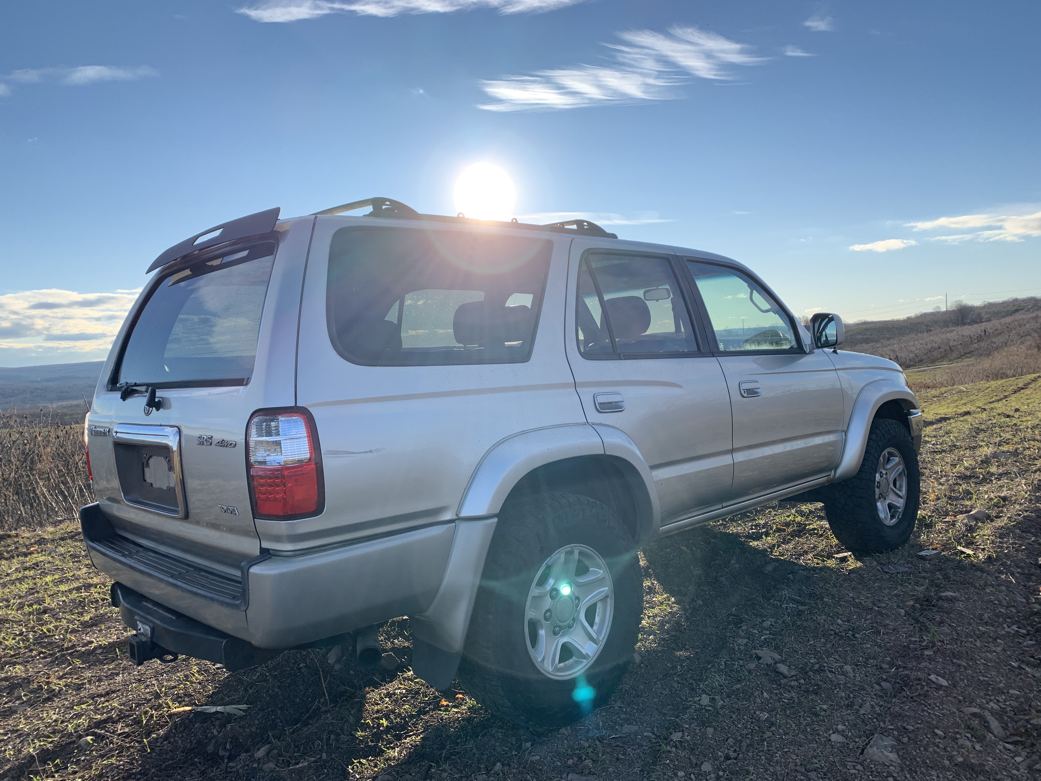 2002 Toyota 4Runner SR5 THIRD GENERATION - 3rd Gen 3.4L V6 4×4 - BEAUTIFUL - RUNS GREAT - HIGH MECHANICAL BASELINE - New Timing Belt, New Waterpump, New Head Gaskets, New Radiator, New Alternator, New Brakes, New Valve Cover Gaskets, New Wildpeak Tires, New Shocks, New Muffler / Exhaust, New HID Headlights, Frame is Clean and solid, Cleaned and Undercoated - MORE — photo 48